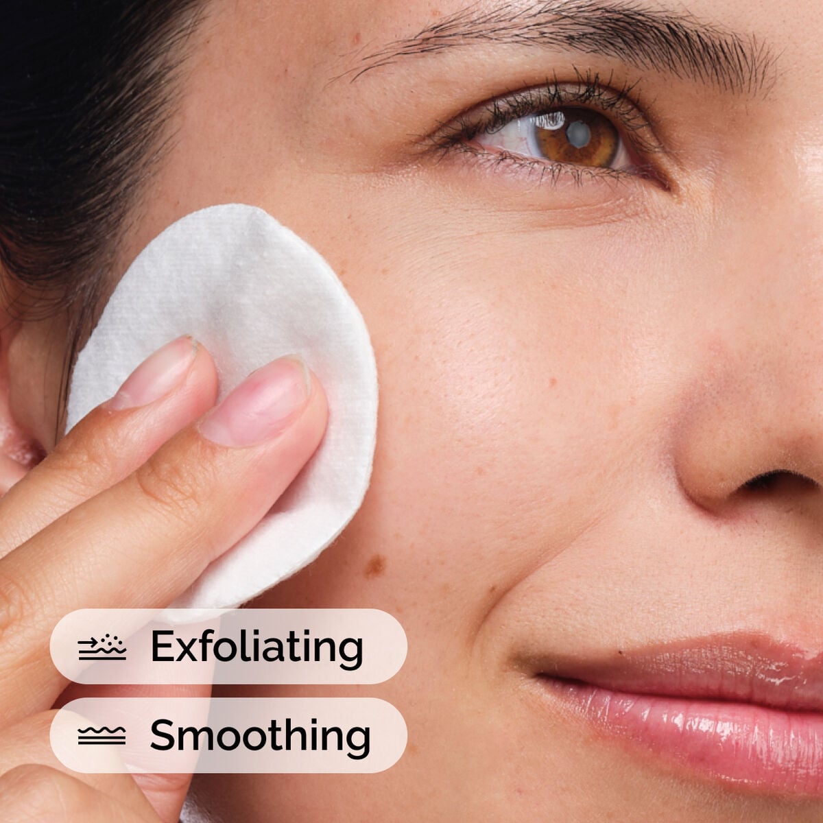 glycolic-acid-7-exfoliating-toner-l3 ord-glycolic-acid-exfoliating-toner-model-application-with-benefits.jpg